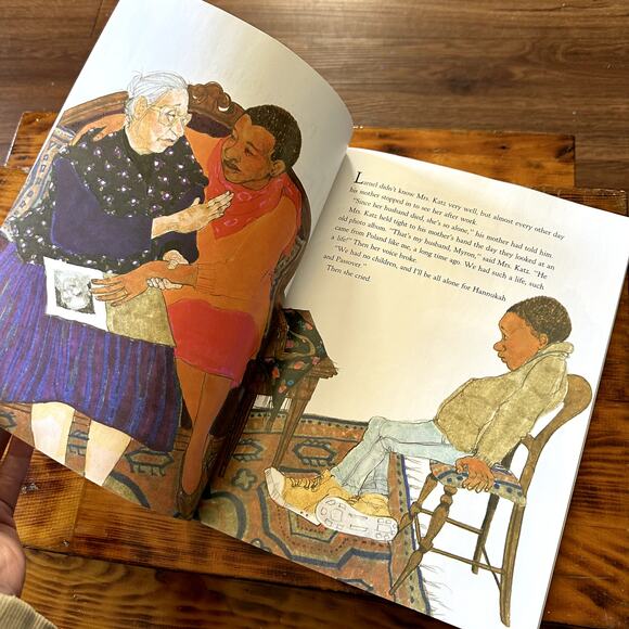 PJ Library Mrs. Katz And Tush Jewish Paperback Book - Picture 3 of 9